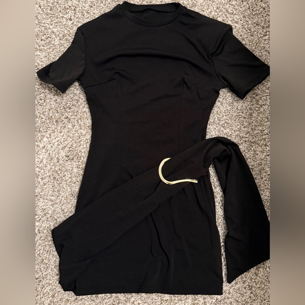 Black Short-Sleeve Midi Dress with Gold Buckle Waist Tie